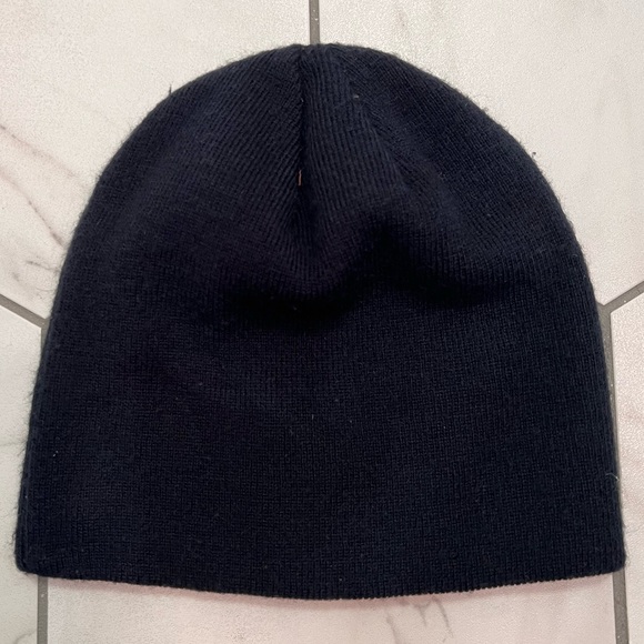 Genuine Merchandise Black and Pink Philadelphia Phillies Beanie Hat - Picture 5 of 6